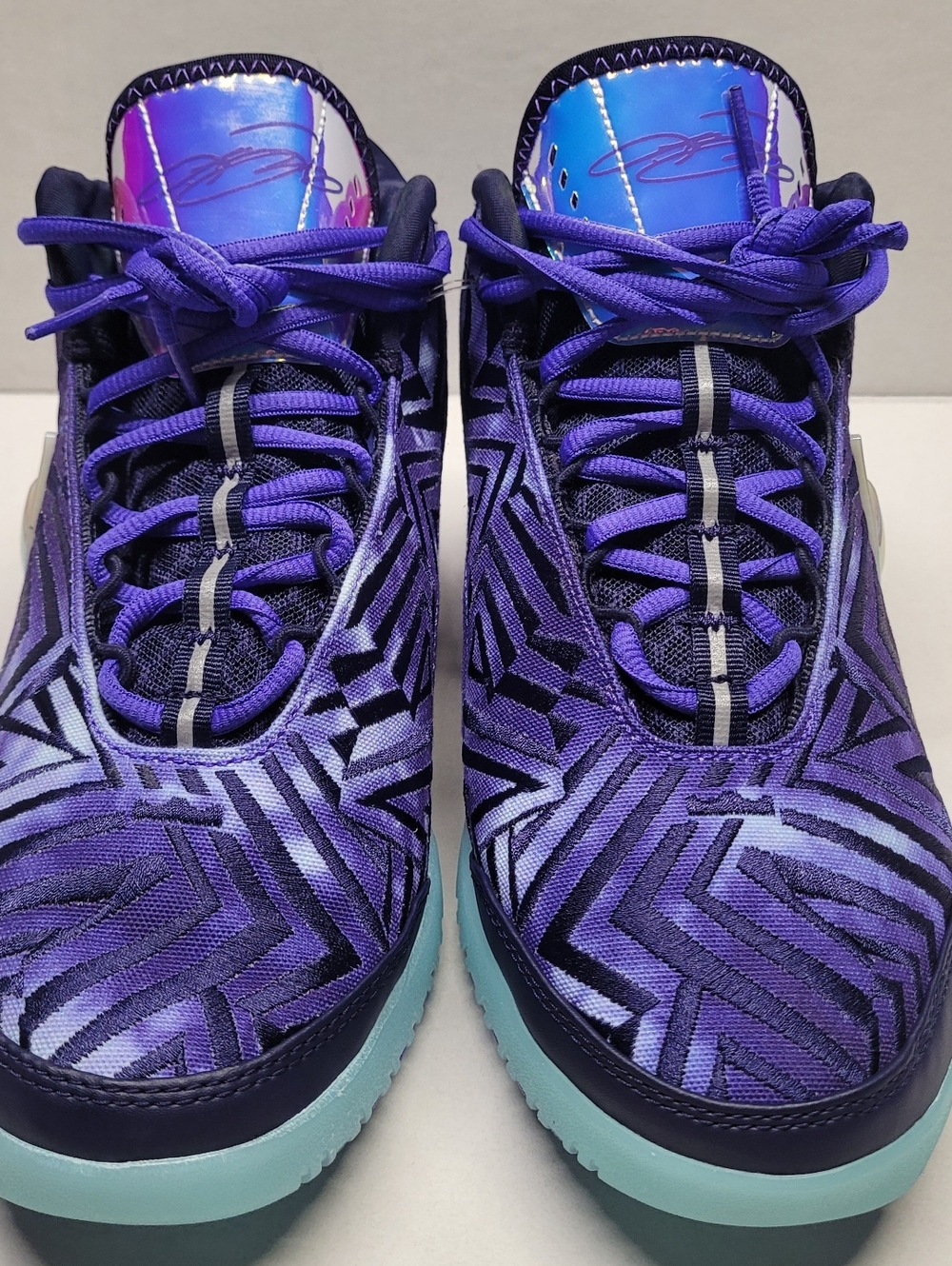 Nike zoom LeBron NXXT Genisus monopoly Persian violet Sneaker size 8.5 new with